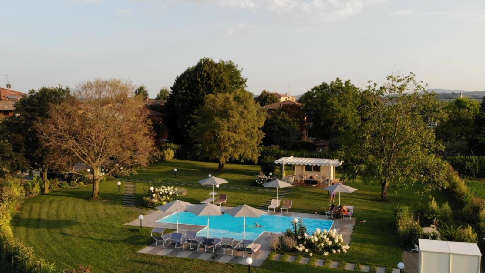 Red One Bed & Breakfast Maranello Exterior photo